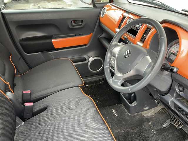 スズキ ハスラー X 秋田県 2015(平27)年 19.4万km パッションオレンジマイカ/スペリアホワイト ・ABS /・4WD /・衝突軽減 /・純正フロアマット/・AAC/・横滑り防止 /・パワーステアリング /・パワーウィンドウ /・シートヒーター /・ダウンヒルアシスト /・フォグランプ /・オートライト/・スマートキー/・取扱説明書/・記録簿