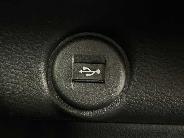 スズキ ハスラー HYBRID X 鹿児島県 2020(令2)年 5.5万km クールカーキPM 純正ナビ/（AM/FM/CD/DVD/Bluetooth/フルセグ）/デュアルカメラブレーキサポート/レーンキープアシスト/コーナーセンサー/ビルトインETC/シートヒーター/革巻きステアリング/ステアリングスイッチ/純正LEDヘッドライト/LEDフォグライト/オートライト/プッシュスタート/スマートキー/アイドリングストップ/純正アルミホイール15インチ/ドアバイザー/ウインカーミラー/電動格納ミラー/純正フロアマット