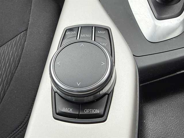 ＢＭＷ １１８ｉ スタイル 千葉県 2017(平29)年 6.7万km サファイアブラックP 衝突軽減ブレーキ/ターボ/純正８インチＨＤＤナビ/バックカメラ/ＣＤ/ＤＶＤ/Ｂｌｕｅｔｏｏｔｈ/クルーズコントロール/コーナーセンサー/ＬＥＤヘッドライト/オートライト/純正１６インチＡＷ