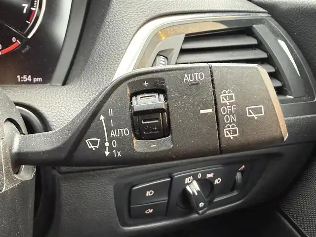 ＢＭＷ １１８ｉ スタイル 千葉県 2017(平29)年 6.7万km サファイアブラックP 衝突軽減ブレーキ/ターボ/純正８インチＨＤＤナビ/バックカメラ/ＣＤ/ＤＶＤ/Ｂｌｕｅｔｏｏｔｈ/クルーズコントロール/コーナーセンサー/ＬＥＤヘッドライト/オートライト/純正１６インチＡＷ