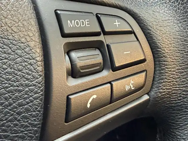 ＢＭＷ １１８ｉ スタイル 千葉県 2017(平29)年 6.7万km サファイアブラックP 衝突軽減ブレーキ/ターボ/純正８インチＨＤＤナビ/バックカメラ/ＣＤ/ＤＶＤ/Ｂｌｕｅｔｏｏｔｈ/クルーズコントロール/コーナーセンサー/ＬＥＤヘッドライト/オートライト/純正１６インチＡＷ