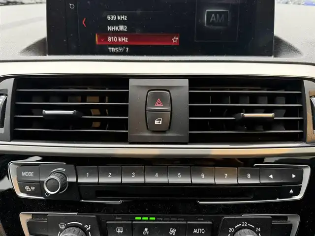 ＢＭＷ １１８ｉ スタイル 千葉県 2017(平29)年 6.7万km サファイアブラックP 衝突軽減ブレーキ/ターボ/純正８インチＨＤＤナビ/バックカメラ/ＣＤ/ＤＶＤ/Ｂｌｕｅｔｏｏｔｈ/クルーズコントロール/コーナーセンサー/ＬＥＤヘッドライト/オートライト/純正１６インチＡＷ