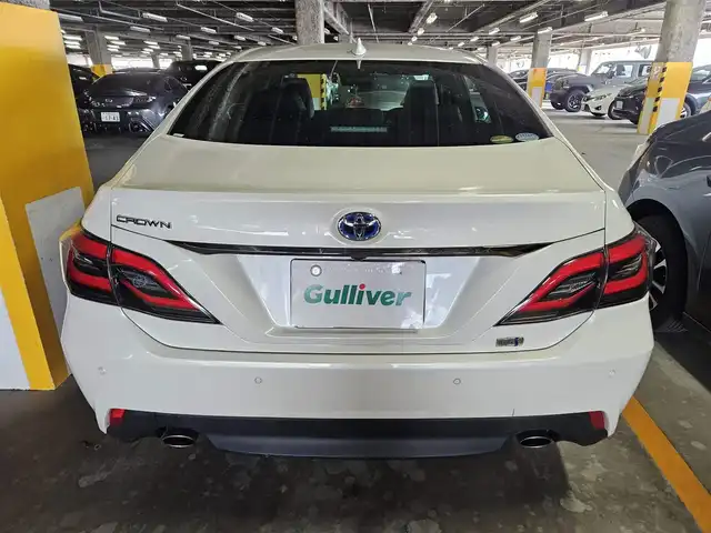 トヨタ クラウン ハイブリッド S スポーツスタイル 宮崎県 2020(令2)年 6.9万km ホワイトパールクリスタルシャイン 〇ワンオーナー/〇TコネクトSDナビゲーションシステム(8インチ)/〇フルセグTV/〇バックカメラ/〇ETC2.0/〇純正ドライブレコーダー/〇レーダークルーズコントロール/〇コーナーセンサー/〇セーフティセンス/〇ブラインドスポットモニター/〇オートマチックハイビーム/〇左右独立温度調整オートエアコン/〇革巻きステアリングホイール/〇黒レザーシート/〇パドルシフト/ステアリングヒーター/〇パワーシー/シートヒーター/〇純正18インチアルミホイール/〇スマートエントリー/スタートシステム/〇AC100V/〇禁煙車