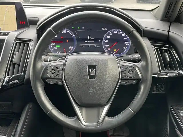 トヨタ クラウン ハイブリッド S スポーツスタイル 宮崎県 2020(令2)年 6.9万km ホワイトパールクリスタルシャイン 〇ワンオーナー/〇TコネクトSDナビゲーションシステム(8インチ)/〇フルセグTV/〇バックカメラ/〇ETC2.0/〇純正ドライブレコーダー/〇レーダークルーズコントロール/〇コーナーセンサー/〇セーフティセンス/〇ブラインドスポットモニター/〇オートマチックハイビーム/〇左右独立温度調整オートエアコン/〇革巻きステアリングホイール/〇黒レザーシート/〇パドルシフト/ステアリングヒーター/〇パワーシー/シートヒーター/〇純正18インチアルミホイール/〇スマートエントリー/スタートシステム/〇AC100V/〇禁煙車