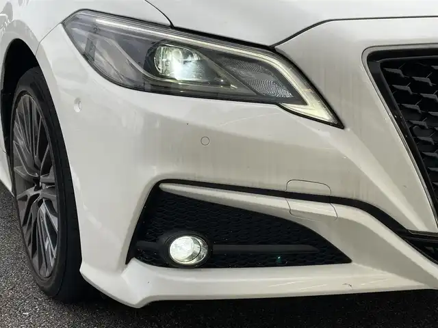 トヨタ クラウン ハイブリッド S スポーツスタイル 宮崎県 2020(令2)年 6.9万km ホワイトパールクリスタルシャイン 〇ワンオーナー/〇TコネクトSDナビゲーションシステム(8インチ)/〇フルセグTV/〇バックカメラ/〇ETC2.0/〇純正ドライブレコーダー/〇レーダークルーズコントロール/〇コーナーセンサー/〇セーフティセンス/〇ブラインドスポットモニター/〇オートマチックハイビーム/〇左右独立温度調整オートエアコン/〇革巻きステアリングホイール/〇黒レザーシート/〇パドルシフト/ステアリングヒーター/〇パワーシー/シートヒーター/〇純正18インチアルミホイール/〇スマートエントリー/スタートシステム/〇AC100V/〇禁煙車