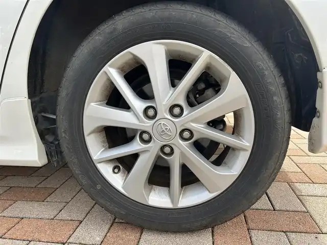 トヨタ オーリス 150X Sパッケージ 新潟県 2013(平25)年 9.8万km ホワイトパールクリスタルシャイン (株)IDOMが運営する【じしゃロン新潟店】の自社ローン専用車両になります。/こちらは現金またはオートローンご利用時の価格です。自社ローンご希望の方は別途その旨お申付け下さい/プッシュスタート/スマートキー/４WD/MTモード付AT/純正ナビ/Bluetooth接続可能/CD、DVD、AM、FM視聴可能/ワンセグテレビ（走行時可能）/バックカメラ/ドライブレコーダー前後/ETC/本革巻きステアリング/純正AW/ウインカーミラー/キセノンヘッドランプ/モデリスタスポイラー/スタッドレスタイヤAW付（車内）