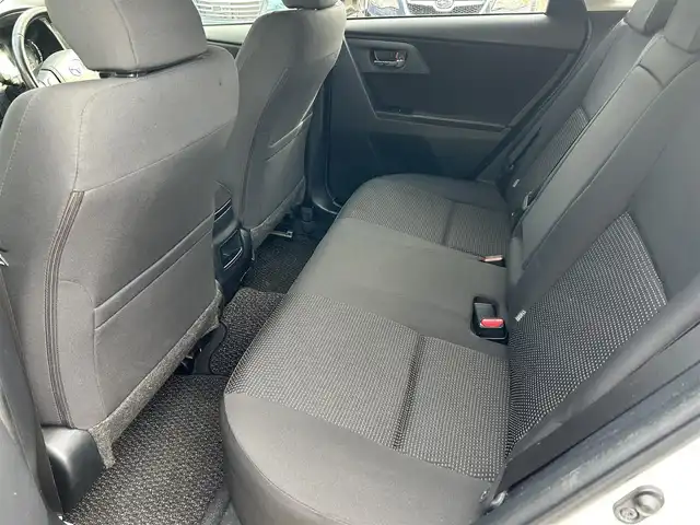 トヨタ オーリス 150X Sパッケージ 新潟県 2013(平25)年 9.8万km ホワイトパールクリスタルシャイン (株)IDOMが運営する【じしゃロン新潟店】の自社ローン専用車両になります。/こちらは現金またはオートローンご利用時の価格です。自社ローンご希望の方は別途その旨お申付け下さい/プッシュスタート/スマートキー/４WD/MTモード付AT/純正ナビ/Bluetooth接続可能/CD、DVD、AM、FM視聴可能/ワンセグテレビ（走行時可能）/バックカメラ/ドライブレコーダー前後/ETC/本革巻きステアリング/純正AW/ウインカーミラー/キセノンヘッドランプ/モデリスタスポイラー/スタッドレスタイヤAW付（車内）