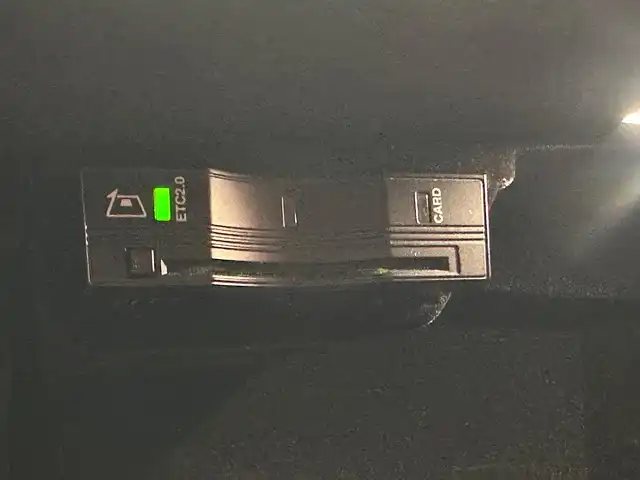 メルセデス・ベンツ Ｓ５６０Ｌ 4マチック スポーツリミテッド 兵庫県 2020(令2)年 2.5万km パール 純正ナビ/12.3型コクピットディスプレイ/ブルメスターサウンド/パノラミックスライディングルーフ/Sクラス専用リアモニター/全席シートヒーター/全席ベンチレーション/フルセグ/Bluetooth/AppleCarplay/androidauto/全方位カメラ/衝突軽減ブレーキ/レーダークルーズコントロール/レーントレーシングアシスト/ブラインドスポットモニター/マルチビームLEDヘッドライト/オートハイビーム/AMG20インチA/W/アンビエントライト/コーナーセンサー