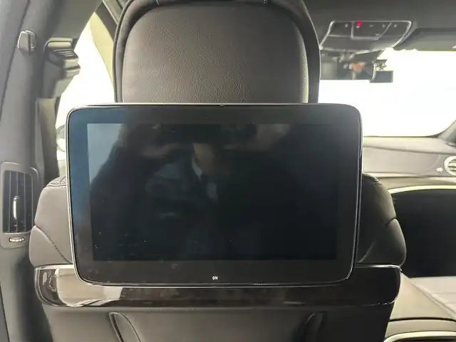 メルセデス・ベンツ Ｓ５６０Ｌ 4マチック スポーツリミテッド 兵庫県 2020(令2)年 2.5万km パール 純正ナビ/12.3型コクピットディスプレイ/ブルメスターサウンド/パノラミックスライディングルーフ/Sクラス専用リアモニター/全席シートヒーター/全席ベンチレーション/フルセグ/Bluetooth/AppleCarplay/androidauto/全方位カメラ/衝突軽減ブレーキ/レーダークルーズコントロール/レーントレーシングアシスト/ブラインドスポットモニター/マルチビームLEDヘッドライト/オートハイビーム/AMG20インチA/W/アンビエントライト/コーナーセンサー