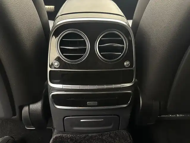 メルセデス・ベンツ Ｓ５６０Ｌ 4マチック スポーツリミテッド 兵庫県 2020(令2)年 2.5万km パール 純正ナビ/12.3型コクピットディスプレイ/ブルメスターサウンド/パノラミックスライディングルーフ/Sクラス専用リアモニター/全席シートヒーター/全席ベンチレーション/フルセグ/Bluetooth/AppleCarplay/androidauto/全方位カメラ/衝突軽減ブレーキ/レーダークルーズコントロール/レーントレーシングアシスト/ブラインドスポットモニター/マルチビームLEDヘッドライト/オートハイビーム/AMG20インチA/W/アンビエントライト/コーナーセンサー