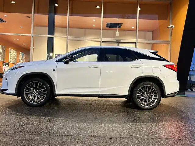 レクサス ＲＸ 富山県 2017(平29)年 7万km 白 純正SDナビ/Bluetooth接続/フルセグTV/AM/FMラジオ/USB接続/バックカメラ/360°カメラ/コーナーセンサー/HUD/アイドリングストップ/プッシュスタート/ACC/D/N席パワーシート/D/N席シートヒーター/ステアリングヒーター/サンルーフ/車線逸脱防止/衝突軽減