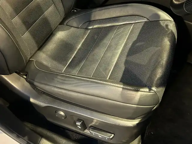 レクサス ＲＸ 富山県 2017(平29)年 7万km 白 純正SDナビ/Bluetooth接続/フルセグTV/AM/FMラジオ/USB接続/バックカメラ/360°カメラ/コーナーセンサー/HUD/アイドリングストップ/プッシュスタート/ACC/D/N席パワーシート/D/N席シートヒーター/ステアリングヒーター/サンルーフ/車線逸脱防止/衝突軽減