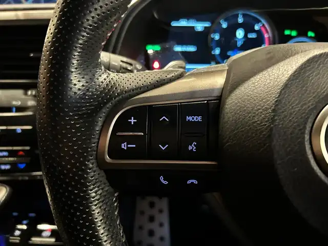 レクサス ＲＸ 富山県 2017(平29)年 7万km 白 純正SDナビ/Bluetooth接続/フルセグTV/AM/FMラジオ/USB接続/バックカメラ/360°カメラ/コーナーセンサー/HUD/アイドリングストップ/プッシュスタート/ACC/D/N席パワーシート/D/N席シートヒーター/ステアリングヒーター/サンルーフ/車線逸脱防止/衝突軽減