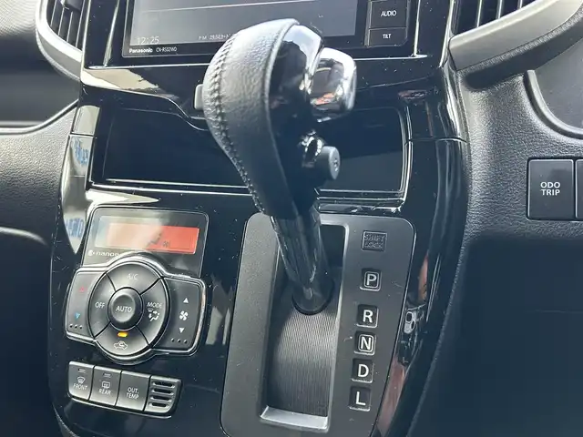 スズキ ソリオ バンディット HV MV Dカメラ ブレーキS 福島県 2016(平28)年 5.9万km スーパーブラックパール 社外ナビゲーション/【CD/DVD/SD/Bluetooth/TV】/型番：CN-RS02WD/バックカメラ/ETC/片側電動スライドドア/運転席シートヒーター/デュアルカメラブレーキサポート/車線逸脱抑制機能/車線逸脱警報機能/クルーズコントロール/ステアリングリモコン/LEDオートライト/リアドアシェード/シートバックテーブル/純正アルミ＋ノーマルタイヤセット車載/165/65R15/純正フロアマット/純正ドアバイザー