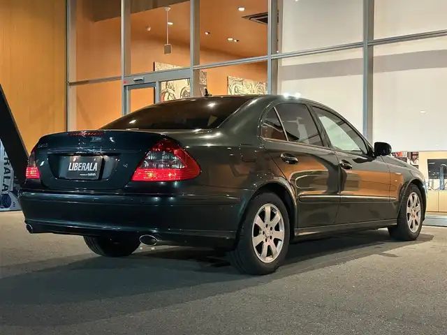 メルセデス・ベンツ Ｅ２５０ 岐阜県 2008(平20)年 15.1万km Ｄグリーン メモリー機能付きパワーシート/純正16インチAW/ETC/スペアキー