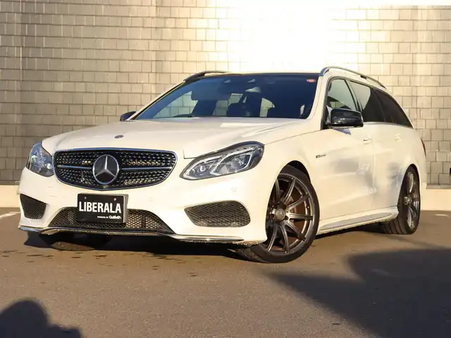 メルセデス・ベンツ Ｅ２５０ アバンギャルド 1st アニバーサリーED 宮城県 2014(平26)年 4.1万km ダイヤモンドホワイト レーダーセーフティＰＫＧ　/純正ナビ【ＢＴ／ＣＤ／ＤＶＤ／フルセグＴＶ】/黒レザーシート　/社外１９インチＡＷ/ローダウン(フロントダウンサス)/リアエアサスペンション/ＨａｒｍａｎＫａｒｄｏｎサウンド/３６０°カメラ　/前席シートヒーター　/アダプティブクルーズコントロール　/レーンキープアシスト/ブラインドスポットアシスト/PRE-SAFEブレーキ/DTR＋ステアリング/パドルシフト/前方ドライブレコーダー/前席メモリー付きパワーシート/ダイヤモンドグリル/ルーフレール/LEDヘッドライト/キーレスゴー/パワーバックドア/禁煙車