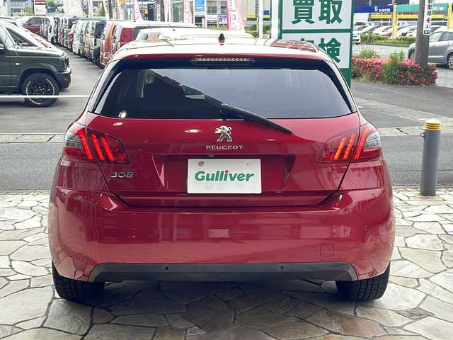 プジョー ３０８ アリュール 静岡県 2019(令1)年 3.7万km 赤 純正ナビ/・バックモニター/・Bluetooth/・USB/・iPod/主要装備/・プッシュスタート/・ETC車載器/・前後ソナー/・LEDヘッドライト/・オートライト/・純正16インチＡＷ/・純正フロアマット/・レーンキープアシスト/・アイドリングストップ