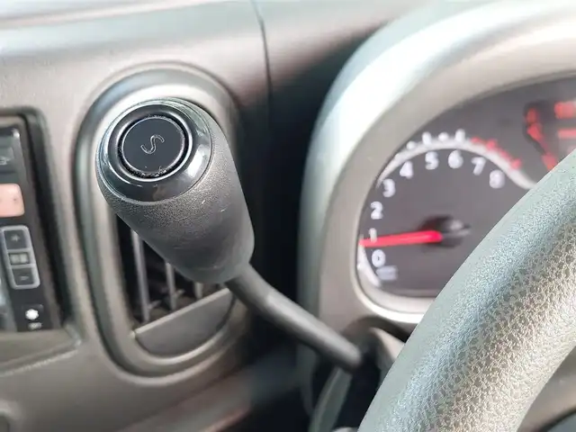 日産 キューブ 15X Mセレクション 東京都 2010(平22)年 9.4万km トワイライトグレー 純正メモリーナビ/ドアバイザー/ETC/プッシュスタート/純正フロアマット/取扱説明書（車体・オーディオ・ETC）