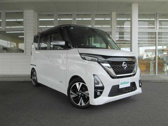 日産 ルークス HWS Gターボ プロパイロットED 千葉県 2021(令3)年 4.1万km チタニウムグレーM/シルキーホワイト 純正9インチナビ、フルセグTV/オーディオ【CD/DVD/SD/BT】/アランドビューモニター/両側パワースライドドア/エマージェンシーブレーキサポート/プロパイロット/車線逸脱警報/車線逸脱防止支援/ナビ連動ドライブレコーダー/レーダークルーズコントロール/LEDヘッドライト&LEDフォグ/純正15インチアルミホイール/スイッチ付き革巻きステアリング/アイドリングストップ/インテリジェントキー/新車整備手帳/取扱説明書/ナビ説明書