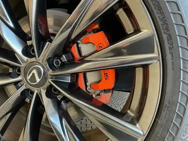 レクサス ＮＸ 350h Fスポーツ 岩手県 2022(令4)年 4.7万km ホワイトノーヴァガラスフレーク ワンオーナー/４WD/ムーンルーフ/パノラミックビューモニター/e-ラッチ/キックセンサー付きパワーバックドア/三眼フルLEDヘッドランプ/カラーヘッドアップディスプレイ/Fスポーツ専用オレンジブレーキキャリパー/Fスポーツ専用本革スポーツシート（フレアレッド）/パフォーマンスダンパー/NAVI・AI-AVS/レクサスクライメントコンシェルジュ/ディンプル本革巻きステアリング・シフトノブ/デジタルインナーミラー/レクサスセーフティシステム＋/プリクラッシュセーフティ/レーダークルーズコントロール/レーントレーシングアシスト・レーンチェンジアシスト/アダプティブハイビームシステム/ドアオープン制御付き安心降車アシスト/リヤクロストラフィックアラート・フロントクロストラフィックアラート/プロアクティブドライビングアシスト/クリアランスソナー/レクサスNXプレミアムサウンドシステム/パドルシフト/パワーシート・シートヒーター・シートベンチレーション（前席）/ステアリングヒーター/14インチディスプレイオーディ/ETC2.0/AC100V100Wアクセサリーコンセント