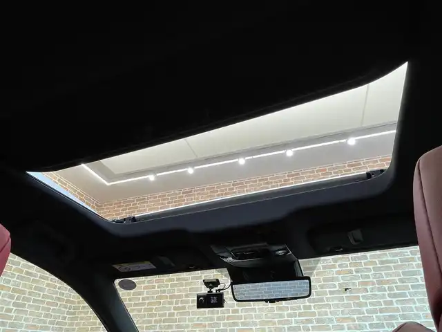 レクサス ＮＸ 350h Fスポーツ 岩手県 2022(令4)年 4.7万km ホワイトノーヴァガラスフレーク ワンオーナー/４WD/ムーンルーフ/パノラミックビューモニター/e-ラッチ/キックセンサー付きパワーバックドア/三眼フルLEDヘッドランプ/カラーヘッドアップディスプレイ/Fスポーツ専用オレンジブレーキキャリパー/Fスポーツ専用本革スポーツシート（フレアレッド）/パフォーマンスダンパー/NAVI・AI-AVS/レクサスクライメントコンシェルジュ/ディンプル本革巻きステアリング・シフトノブ/デジタルインナーミラー/レクサスセーフティシステム＋/プリクラッシュセーフティ/レーダークルーズコントロール/レーントレーシングアシスト・レーンチェンジアシスト/アダプティブハイビームシステム/ドアオープン制御付き安心降車アシスト/リヤクロストラフィックアラート・フロントクロストラフィックアラート/プロアクティブドライビングアシスト/クリアランスソナー/レクサスNXプレミアムサウンドシステム/パドルシフト/パワーシート・シートヒーター・シートベンチレーション（前席）/ステアリングヒーター/14インチディスプレイオーディ/ETC2.0/AC100V100Wアクセサリーコンセント