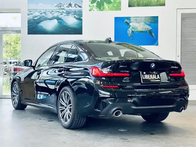 ＢＭＷ ３２０ｄ xDrive Mスポーツ 大阪府 2020(令2)年 6万km サファイアブラックP ワンオーナー/インテリジェントセーフティ/ハーフレザー/パワーシート/Dシートメモリ/シートヒーター/ACC/純正ナビ/バックカメラ/純正18インチAW/LEDヘッドライト/電動リアゲート/ブラインドスポット/ワイヤレス充電