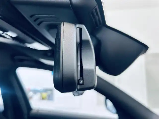 ＢＭＷ ３２０ｄ xDrive Mスポーツ 大阪府 2020(令2)年 6万km サファイアブラックP ワンオーナー/インテリジェントセーフティ/ハーフレザー/パワーシート/Dシートメモリ/シートヒーター/ACC/純正ナビ/バックカメラ/純正18インチAW/LEDヘッドライト/電動リアゲート/ブラインドスポット/ワイヤレス充電