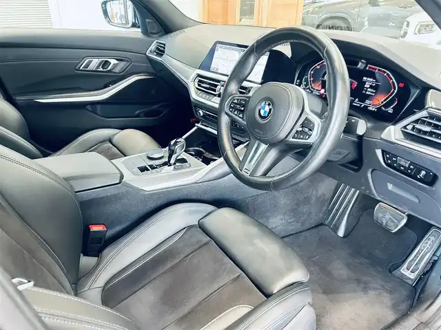 ＢＭＷ ３２０ｄ xDrive Mスポーツ 大阪府 2020(令2)年 6万km サファイアブラックP ワンオーナー/インテリジェントセーフティ/ハーフレザー/パワーシート/Dシートメモリ/シートヒーター/ACC/純正ナビ/バックカメラ/純正18インチAW/LEDヘッドライト/電動リアゲート/ブラインドスポット/ワイヤレス充電