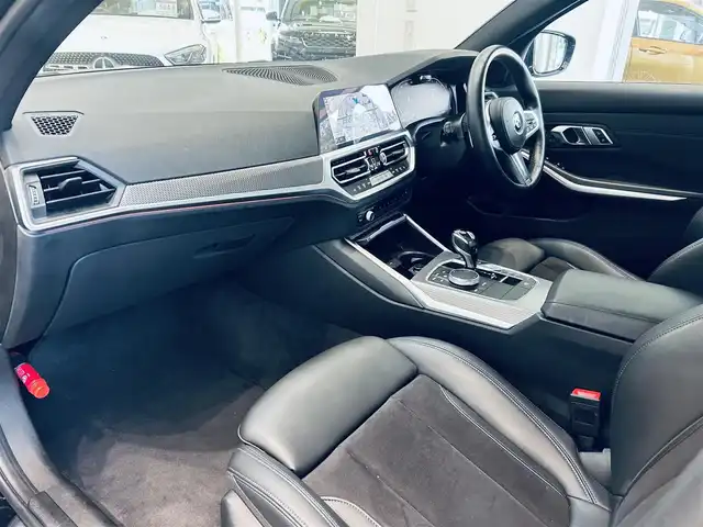 ＢＭＷ ３２０ｄ xDrive Mスポーツ 大阪府 2020(令2)年 6万km サファイアブラックP ワンオーナー/インテリジェントセーフティ/ハーフレザー/パワーシート/Dシートメモリ/シートヒーター/ACC/純正ナビ/バックカメラ/純正18インチAW/LEDヘッドライト/電動リアゲート/ブラインドスポット/ワイヤレス充電