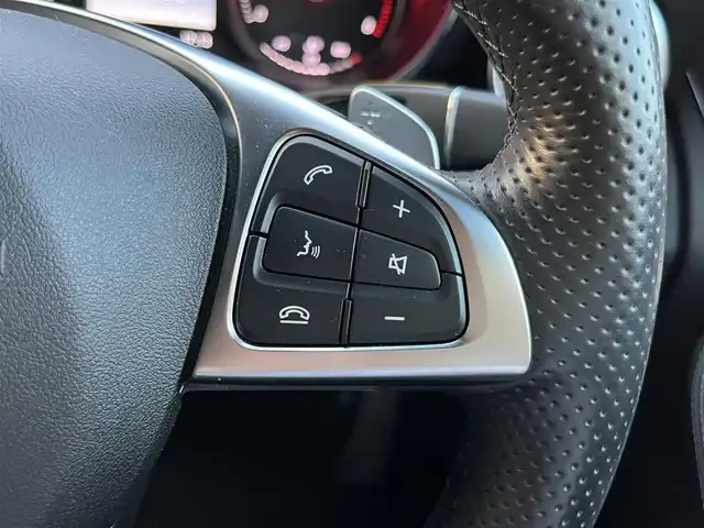 メルセデス・ベンツ ＧＬＣ２２０ d 4マチックスポーツ 本革 山形県 2020(令2)年 2.9万km 白 ブラックレザーシート/純正メーカーナビ/純正AMG１９インチアルミ/ビューモニター/コーナーセンサー /クルーズコントロール/ルーフレール/ブラックルーフ/プッシュスタートエンジン/保証書・取説/スペアキー