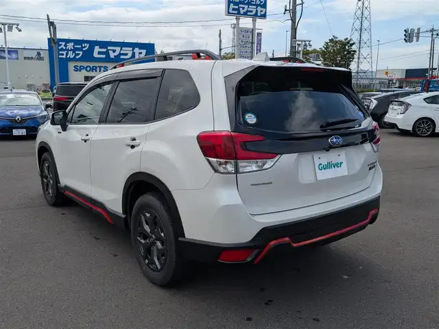 スバル フォレスター ハイブリッド X－ブレイク 福井県 2020(令2)年 7.2万km クリスタルホワイトP 純正8インチSDナビ/４WD/バック・サイド・フロントカメラ/純正１７インチAW/X-MODE/アイサイト/デジタルインナーミラー/前席パワーシート/シートメモリー/ステアリングヒーター/パドルシフト/前方ドライブレコーダー/全車速追従機能付クルーズコントロール/後方コーナーセンサー/ETC/AFS/BSM/オートホールド/本革巻きステアリング/レーンキープアシスト/横滑り防止装置/盗難防止装置/ダブル＋サイドエアバッグ/カーテンエアバッグ/純正フロアマット/スマートキー