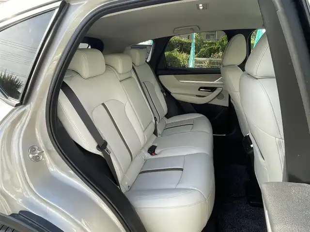 マツダ ＣＸ－６０ 25S エクスクルーシブモード 埼玉県 2023(令5)年 1.5万km プラチナクォーツメタリック 白革シート/シートヒーター＆エアシート/純正12.3型ナビTV/BOSEサウンド/360度カメラ/LEDヘッドライト/クリアランスソナー/パワーバックドア/純正19インチAW/BSM/ワイヤレス充電/プッシュスタート/スマートキー/保証書付整備手帳