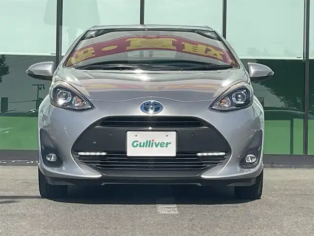 トヨタ アクア S スタイルブラック 和歌山県 2019(平31)年 4.4万km シルバーM 純正9インチナビ/バックカメラ/衝突軽減ブレーキ/レーンキープ/クリアランスソナー/アイドリングストップ/ドライブレコーダー/ETC/LEDヘッドライト/フォグランプ/オートライト/オートマチックハイビーム