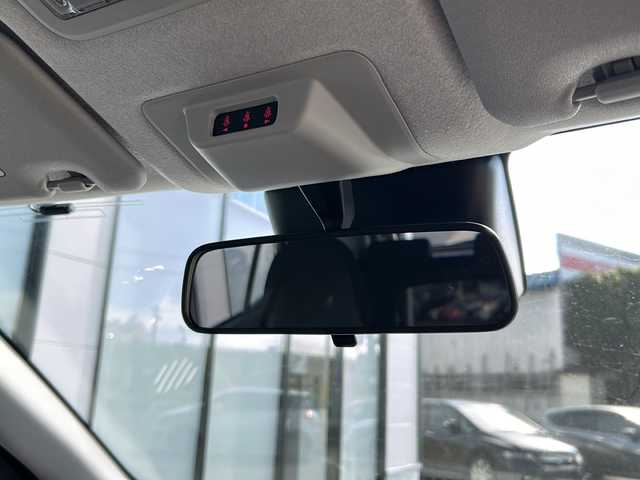 ダイハツ ロッキー X 山形県 2025(令7)年 0.1千km シャイニングホワイトパール ワンオーナー/4WD/衝突被害軽減ブレーキ/横滑り防止装置/寒冷地仕様/後方コーナーセンサー/9inchディスプレイオーディオ/（Bluetooth/AppleCarPlay/AndroidAuto/フルセグ)/全方位カメラ/LEDオートライト/オートマチックハイビーム/DNシートヒーター/純正AW/純正フロアマット/電動格納ウィンカーミラー/スマートキー×2/エンジンスターター/ドアバイザー