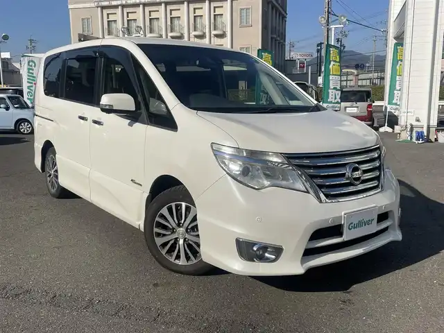 日産 セレナ HWS S HV Vセレ +Sefty 静岡県 2015(平27)年 8.7万km ブリリアントホワイトパール エマージェンシーブレーキ/アラウンドビューモニター/横滑り防止機能/車線逸脱警報/クルーズコントロール/フリップダウンモニター/純正SDナビ/・フルセグ/Bluetooth/SD/CD/DVD/両側パワースライドドア/LEDヘッドライト/フォグライト/スマートキーｘ２/プッシュスタート/2列目サンシェード/2列目パーソナルテーブル/純正16インチAW/ETC/ドアバイザー/純正フロアマット/新車時保証書/取扱説明書
