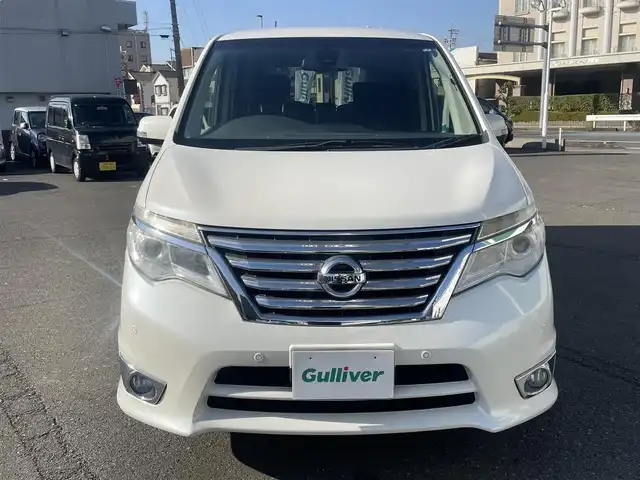 日産 セレナ HWS S HV Vセレ +Sefty 静岡県 2015(平27)年 8.7万km ブリリアントホワイトパール エマージェンシーブレーキ/アラウンドビューモニター/横滑り防止機能/車線逸脱警報/クルーズコントロール/フリップダウンモニター/純正SDナビ/・フルセグ/Bluetooth/SD/CD/DVD/両側パワースライドドア/LEDヘッドライト/フォグライト/スマートキーｘ２/プッシュスタート/2列目サンシェード/2列目パーソナルテーブル/純正16インチAW/ETC/ドアバイザー/純正フロアマット/新車時保証書/取扱説明書