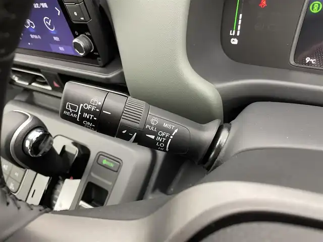 ホンダ フリード ハイブリット e:HEV クロスター 宮城県 2025(令7)年 0.1千km クリスタルブラックパール e:HEV クロスター　4WD　2LE80Z　6人　9インチナビ　LXM-242ZFNI(207680円)/登録済未使用車/純正９型ナビ/バックモニター/両側オートスライドドア/アダプティブクルーズコントロール/衝突軽減ブレーキ/レーンキープアシスト/オートハイビーム/シートヒーター/ハーフレザーシート/LEDヘッドライト/ルーフレール/フロントウィンドウ熱線