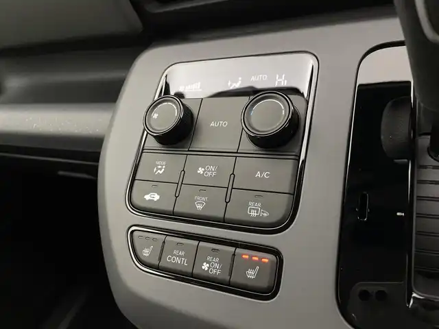 ホンダ フリード ハイブリット e:HEV クロスター 宮城県 2025(令7)年 0.1千km クリスタルブラックパール e:HEV クロスター　4WD　2LE80Z　6人　9インチナビ　LXM-242ZFNI(207680円)/登録済未使用車/純正９型ナビ/バックモニター/両側オートスライドドア/アダプティブクルーズコントロール/衝突軽減ブレーキ/レーンキープアシスト/オートハイビーム/シートヒーター/ハーフレザーシート/LEDヘッドライト/ルーフレール/フロントウィンドウ熱線