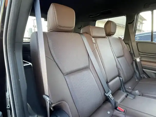 トヨタ ランドクルーザー ２５０ VX ファーストエディション 広島県 2024(令6)年 0.5万km ブラック 丸目ヘッドライト/アドバンストドライブ/ワンオーナー/サンルーフ/純正ナビ（フルセグTV/HDMI/Bluetooth）/JBLプレミアムサウンド/全方位モニター/ETC2.0/デジタルインナーミラー/ルーフレール/置くだけ充電/ブラウンレザーシート/・シートヒーター/・エアシート/・パワーシート/衝突被害軽減ブレーキ/車線逸脱警報/オートマチックハイビーム/ブラインドスポットモニター/レーダークルーズコントロール/コーナーセンサー/ステアリングヒーター/パワーバックドア/スペアキー