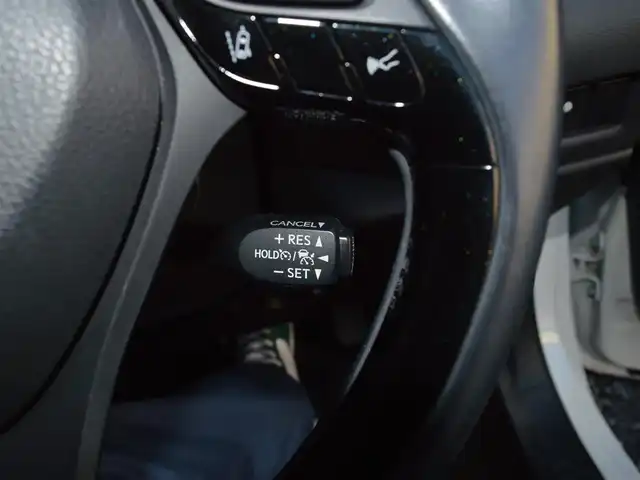 トヨタ Ｃ－ＨＲ G 栃木県 2018(平30)年 8.5万km ブラック/ホワイトパールクリスタルシャイン 2トーン ディーラー点検記録簿/[R1.2.4]/Toyota Safety Sense/[PCS/LDA/AHB]/ブラインドスポットモニター/レーダークルーズコントロール/クリアランスソナー/リアクロストラフィックアラート/運転支援機能/[ECB/ABS/ブレーキアシスト/VSC/S-VSC/TRC/ヒルスタートアシストコントロール/EPS]/純正T-Connect9インチナビゲーションシステム/[フルセグ/AM/FM/CD/DVD/BT]/オートライト/LEDヘッドライト/LEDフォグライト/シートヒーター[前席]/ビルトインETC2.0/電動パーキング/電動格納ミラー/ウィンカーミラー/スマートスペアキー×1/取扱説明書/保証書