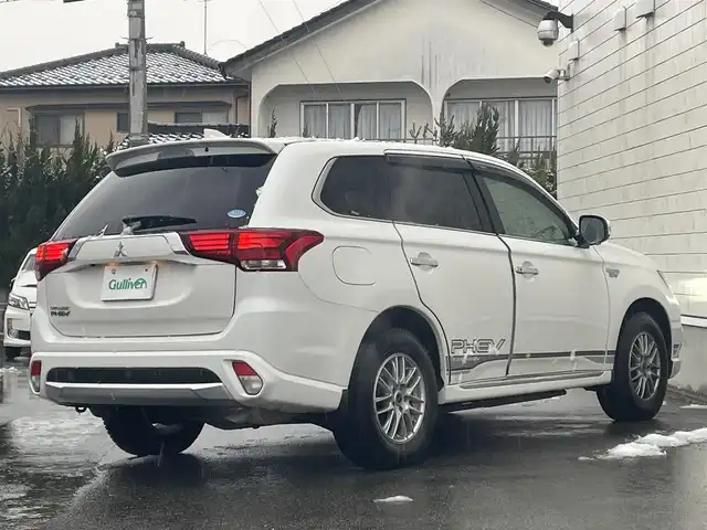 三菱 アウトランダー ＰＨＥＶ