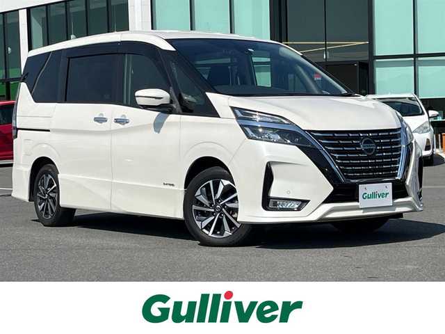 日産 セレナ ハイウェイスター V 奈良県 2019(令1)年 4.1万km ブリリアントホワイトパール 純正９インチナビ　/フルセグＴＶ　/BT/CD/DVD/Blu-ray/iPod/SD/USB/全方位カメラ　/ドライブレコーダー　/ビルトインＥＴＣ　/両側パワースライドドア　/前後コーナーセンサー　/プロパイロット　/衝突被害軽減システム　/ＬＥＤヘッドライト　/追従クルーズコントロール/AUTOHOLD/三列シート