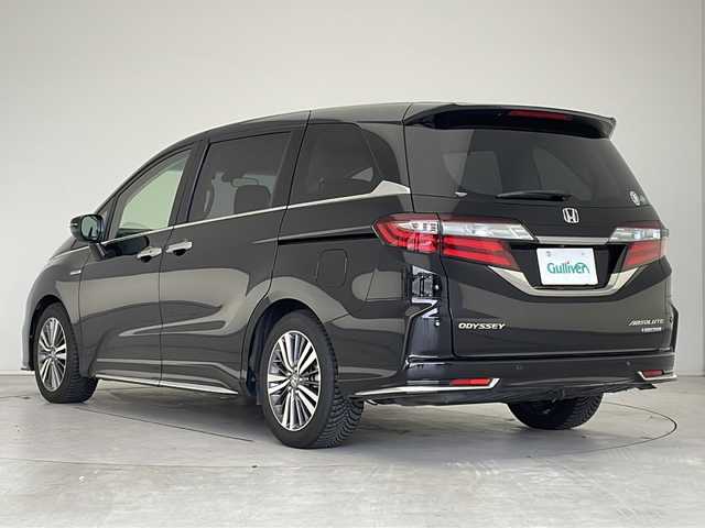 ホンダ オデッセイ ハイブリッド アブソルート・EXホンダセンジング 愛知県 2020(令2)年 6.2万km プレミアムスパークルブラックパール 衝突軽減システム/純正９型SDナビ/全方位カメラ/両側パワースライドドア/レーダークルーズコントロール/シートヒーター/Bluetooth/CD/DVD/バックカメラ/パワーシート/コーナーセンサー/純正アルミホイール/ＥＴＣ２．０/LEDヘッドライト/ドライブレコーダー/ステアリングスイッチ/スマートキー/プッシュスタート