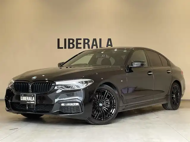 ＢＭＷ ５２３ｄ ED ミッション:インポッシブル 熊本県 2018(平30)年 2.7万km サファイアブラックP ・スマートキー/・プッシュスタート/・インテリジェントセーフティ/・注意喚起アシスタント/・PDC自動起動/・アクティブPDC緊急ブレーキ/・パーキングアシスト/・ハイビームアシスト/・クルーズコントロール(追従式)/・パワーシート/・純正HDDナビ/　【DVD・Bluetooth・USB・MSV・AppleCarPlay】/・harman/kardonサウンドシステム/・フルセグTV/・全方位カメラ/・ドライブレコーダー(前方録画)/・パワートランク/・LEDヘッドランプ/・LEDフォグランプ/・純正マット/・保証書/取説