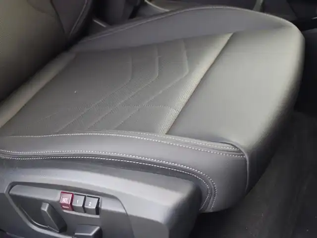 ＢＭＷ ＢＭＷ ２１８ｄ アクティブツアラー エクスクルーシブ 埼玉県 2023(令5)年 1.4万km アルピンホワイトⅢ ブラックレザーシート /アダプティブクルーズコントロール /インテリジェントセーフティ /ヘッドアップディスプレイ /CarPlay /PDC /ブラインドスポットモニター /全周囲カメラ /純正ナビ /ドラレコ /ETC /ワイヤレス充電/シートポジションメモリー機能