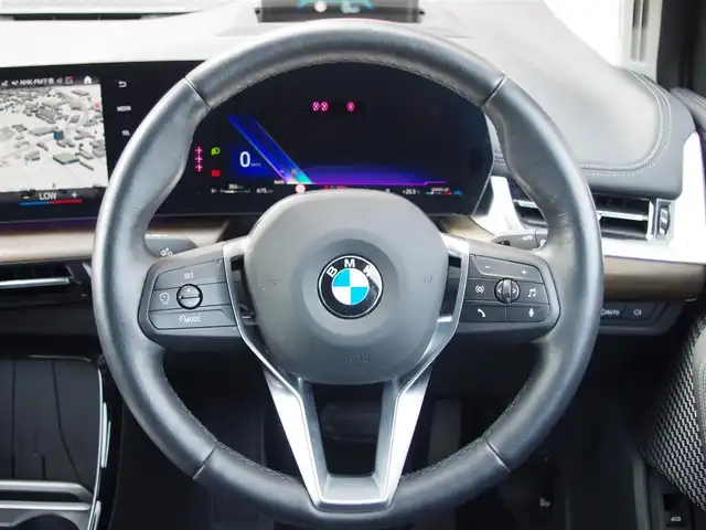 ＢＭＷ ＢＭＷ ２１８ｄ アクティブツアラー エクスクルーシブ 埼玉県 2023(令5)年 1.4万km アルピンホワイトⅢ ブラックレザーシート /アダプティブクルーズコントロール /インテリジェントセーフティ /ヘッドアップディスプレイ /CarPlay /PDC /ブラインドスポットモニター /全周囲カメラ /純正ナビ /ドラレコ /ETC /ワイヤレス充電/シートポジションメモリー機能