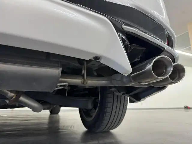 レクサス ＲＸ 450h バージョンL 三重県 2019(令1)年 6万km ソニッククォーツ ハイブリッド/4WD/MTモード付CVT/12.3型ナビ（AM/FM/CD/DVD/SDREC/SD/USB/Bluetooth/Miracast/AUX/TV）/パノラミックビューモニター/モデリスタエアロ（F/S/R下）/ドライブレコーダー 前後（デジタルミラー内蔵型）/ETC2.0/LEXUS Safety System＋/●プリクラッシュセーフティ/●レーンキーピングアシスト/●レーダークルコン（全車速追従機能付）/●オートハイビーム/・ブラインドスポットモニター＆リヤクロストラフィックアラート・オートブレーキ/・ロードサインアシスト/・先行車発進告知機能/・【OP】ITS Connect/装備/・【OP】パノラマルーフ/・【OP】ルーフレール/・デジタルインナーミラー（外品）/・セミアニリン本革シート（茶色）/・パワーシート（D/Nメモリー付10way/2nd）/・シートヒーター（D/N/2nd左右）＆ベンチレーション（D/N）/・ステアリングヒーター/・タッチレスパワーバックドア/・AC100Vコンセント（100W）/・カラーヘッドアップディスプレイ/・左右独立オートエアコン/・オートワイパー/・純正20inAW/・保/取/ナビ取/・スマートキーx2、カードキーx1
