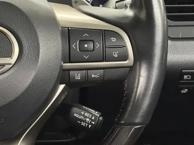 レクサス ＲＸ 450h バージョンL 三重県 2019(令1)年 6万km ソニッククォーツ ハイブリッド/4WD/MTモード付CVT/12.3型ナビ（AM/FM/CD/DVD/SDREC/SD/USB/Bluetooth/Miracast/AUX/TV）/パノラミックビューモニター/モデリスタエアロ（F/S/R下）/ドライブレコーダー 前後（デジタルミラー内蔵型）/ETC2.0/LEXUS Safety System＋/●プリクラッシュセーフティ/●レーンキーピングアシスト/●レーダークルコン（全車速追従機能付）/●オートハイビーム/・ブラインドスポットモニター＆リヤクロストラフィックアラート・オートブレーキ/・ロードサインアシスト/・先行車発進告知機能/・【OP】ITS Connect/装備/・【OP】パノラマルーフ/・【OP】ルーフレール/・デジタルインナーミラー（外品）/・セミアニリン本革シート（茶色）/・パワーシート（D/Nメモリー付10way/2nd）/・シートヒーター（D/N/2nd左右）＆ベンチレーション（D/N）/・ステアリングヒーター/・タッチレスパワーバックドア/・AC100Vコンセント（100W）/・カラーヘッドアップディスプレイ/・左右独立オートエアコン/・オートワイパー/・純正20inAW/・保/取/ナビ取/・スマートキーx2、カードキーx1