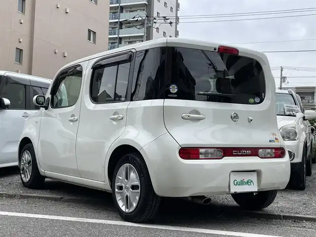 日産 キューブ 15X 東京都 2016(平28)年 11.1万km ブリリアントホワイトパール ワンオーナー/純正メモリナビ/（DVD/フルセグTV/Bluetooth/MSV）/バックカメラ/ETC/ドライブレコーダー/横滑り防止機能/スマートキー/スペアキー1本/保証書/取扱説明書