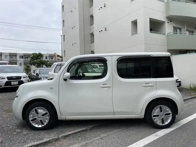 日産 キューブ 15X 東京都 2016(平28)年 11.1万km ブリリアントホワイトパール ワンオーナー/純正メモリナビ/（DVD/フルセグTV/Bluetooth/MSV）/バックカメラ/ETC/ドライブレコーダー/横滑り防止機能/スマートキー/スペアキー1本/保証書/取扱説明書